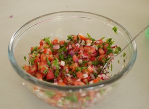Una foto de Ensalada con rábanos