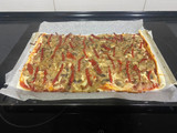Pizza de cebolla y champiñones