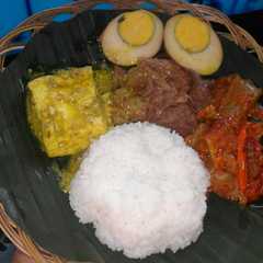 A picture of 🍁GUDEG JOGYA ala vina🍁.