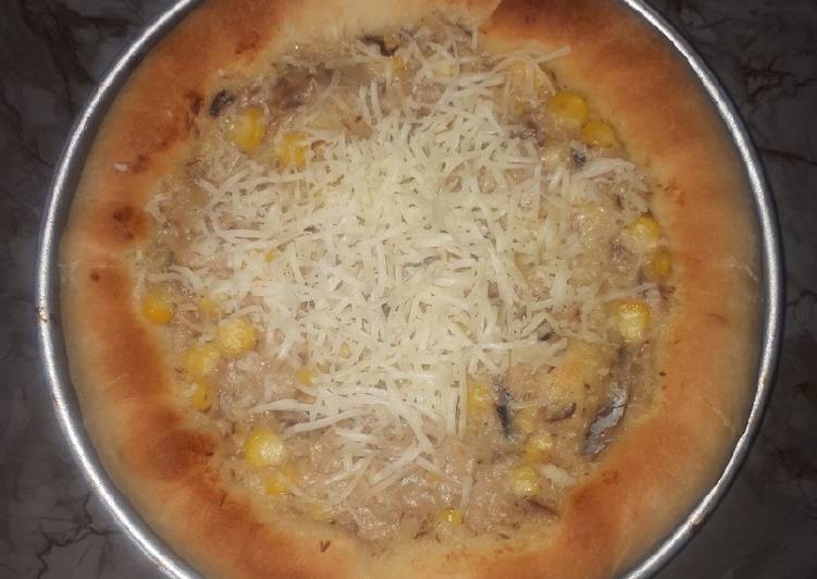 Pizza Tuna