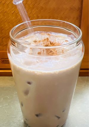 A picture of Banana 🍌 Coffee ☕️ Smoothie.
