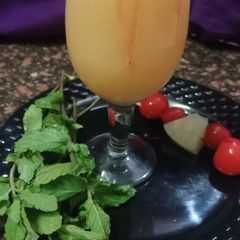 A picture of Cantaloupe,papaya&mint smoothie.