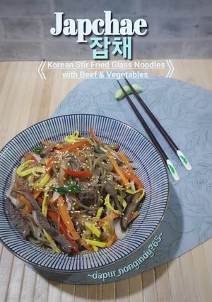 Foto resep Japchae 잡채 (Korean Stir Fried Glass Noodles with Beef and Vegetables)