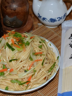 【愛在家裡麵x好勁道】涼拌菜拌麵 的食譜成品照片