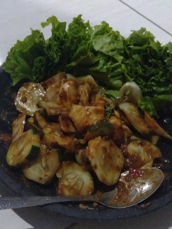 Cara Mudah Membikin Resep Rujak petis yang Uenak Anti Ribet, Menggugah Selera