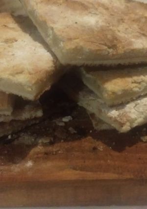Una foto de Tortilla al rescoldo de queso, ahumada en horno de barro