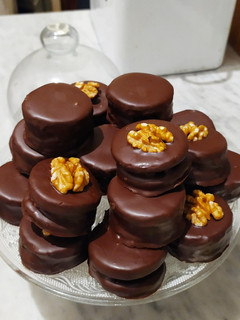 Una foto de Alfajores de chocolate