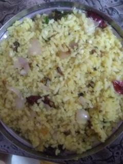 அவல் உப்புமா (Aval upma recipe in tamil) செய்முறை முக்கிய புகைப்படம்