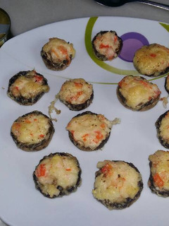 Una foto de Champiñones rellenos de surimi