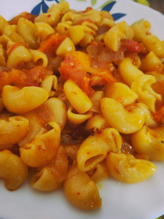 मैकरॉनी (macaroni recipe in Hindi) रेसिपी मुख्य फोटो