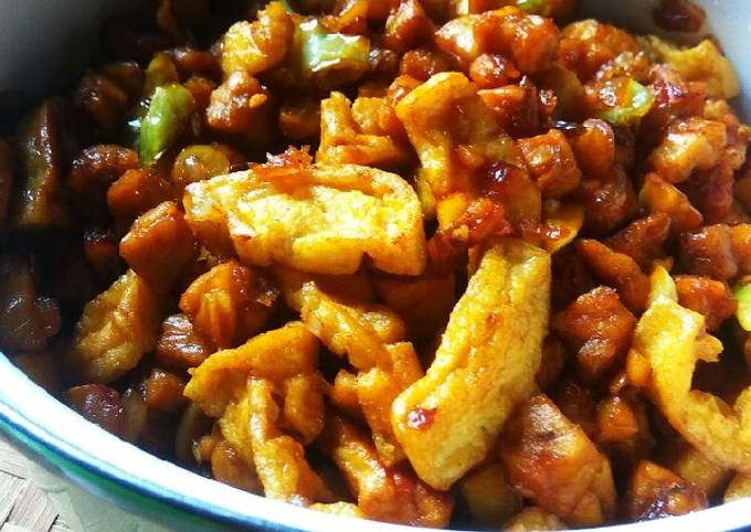 Orek tempe,tahu bumbu iris