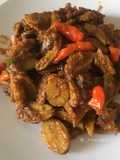 Rendang jengkol