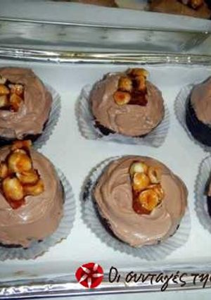 Φωτογραφία της συνταγής Cupcake σοκολατένια με γλάσο πραλίνας