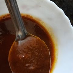A picture of Tamarind chutney.