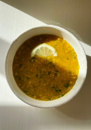 Una foto de Sopa india de lentejas rojas