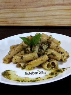 Una foto de Pesto casero