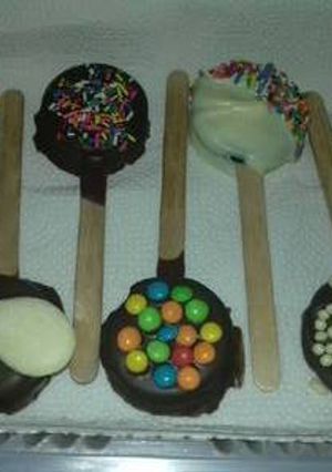 Una foto de Paletas Oreos