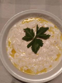 Una foto de Tzatziki