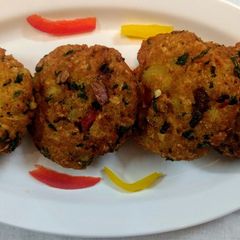 A picture of Healthy Oats and Vegetable cutlets.