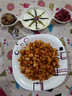 عکسی از دستور خوراک مرغ و سیب زمینی