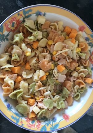 Foto principal de Ensalada de pasta a mi estilo