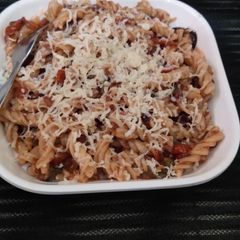 A picture of Veg Cheesy Pasta 😋😋.