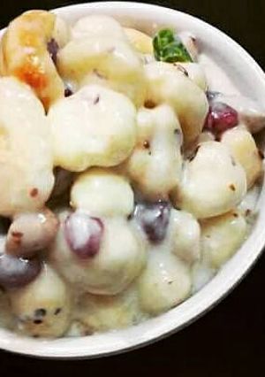 A picture of Peanuts Foxnuts Salad.