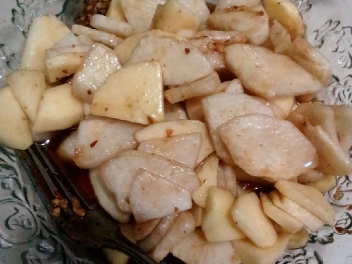 Cara Mudah Menyiapkan Resep Rujak buah petis merah(madura) yang Enak Banget Anti Ribet, Lezat