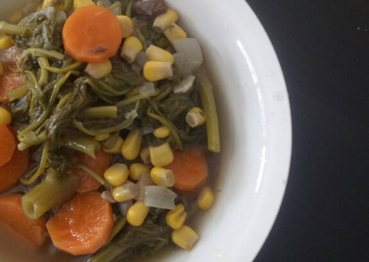 Recipe of Favorite Tamarind Soup (Sayur Asem) *Vegan