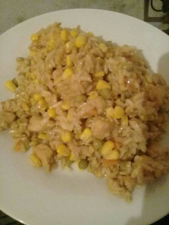 Una foto de 🍚Arroz con pollo a la china🍚