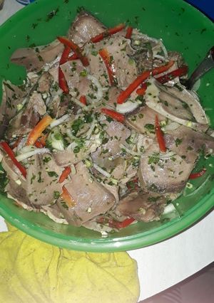 Una foto de Lengua de cerdo al escabeche