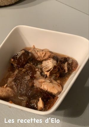 Une photo de Poulet aux pruneaux au Cookeo