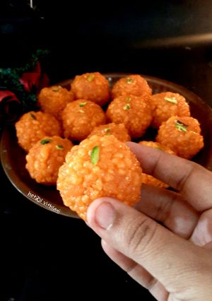 A picture of Motichur ladoo.