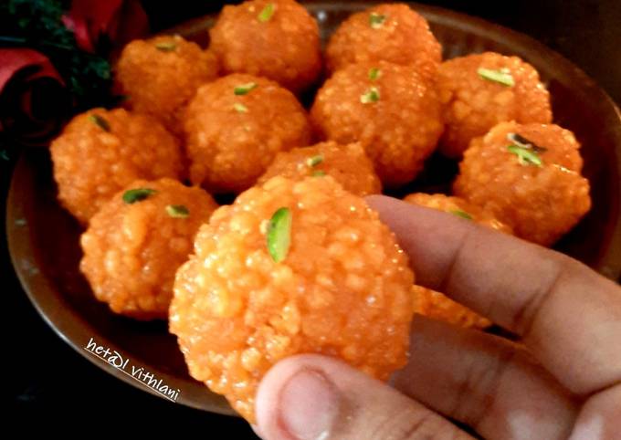 Motichur ladoo Recipe by Hetal Vithlani - Cookpad