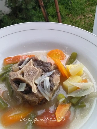 Cara Gampang Membuat Resep 8. Oxtail Soup Anti Ribet, Enak Banget