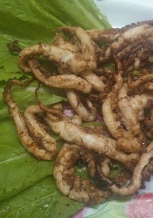 Hình của món Bạch tuộc nướng sa tế.