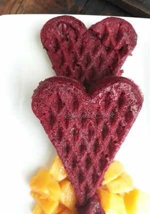 A picture of Red Velvet Waffles.