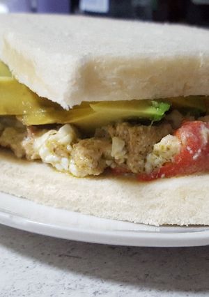 Una foto de Sándwich mata gusanitos