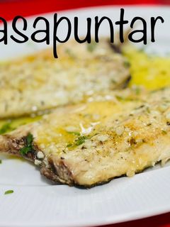 Una foto de Lubina al limón 🍋 🐟🧄 🍀🍀🍀