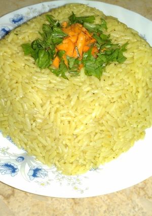 صورة لوصفة الأرز البسمتي الأصفر علي طريقة المطاعم بطريقة سهلة جداً 😋