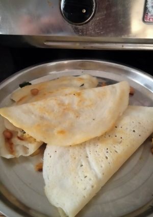 मसाला डोसा (Masala dosa recipe in Hindi) रेसिपी मुख्य फोटो