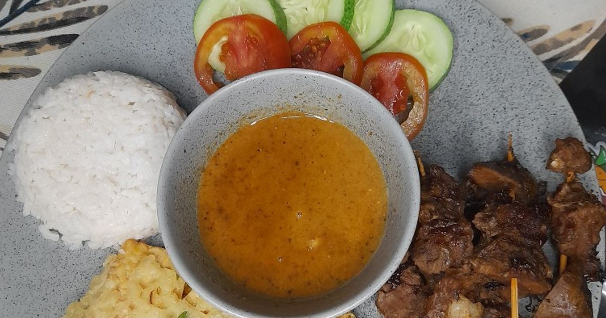 Sate Kambing kuah kacang