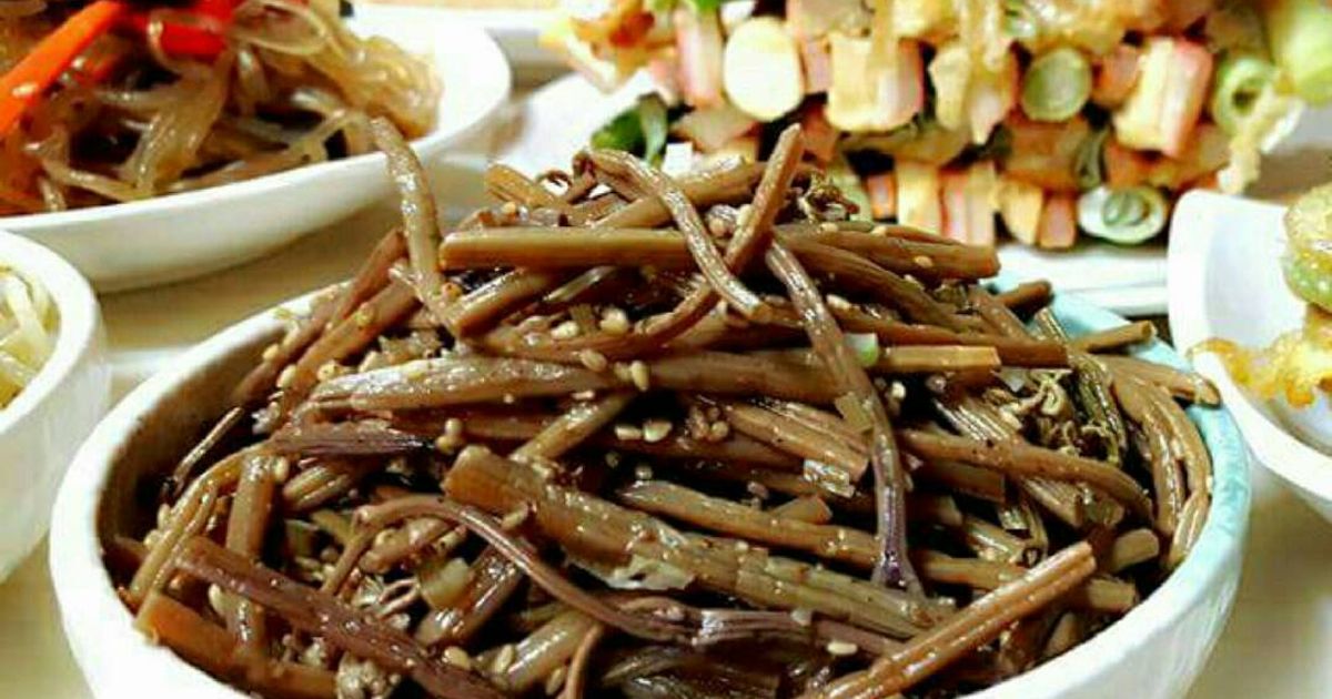 Rau Dương Xỉ Xào 고사리 나물 볶음 (Món Chay)