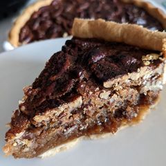 A picture of Pecan pie.