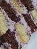 Chessboard pattern cream cake