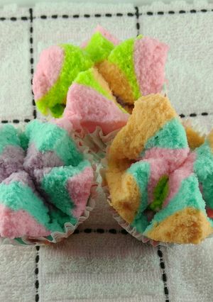 Foto resep Bolu kukus pelangi
