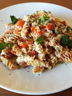 Una foto de Cherry feta pasta 🍝