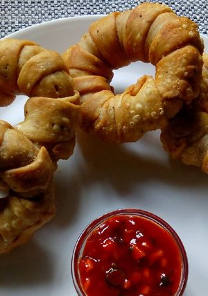 A picture of Ring Samosa.
