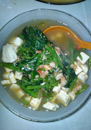 Foto resep Tumis Kangkung Tahu Udang