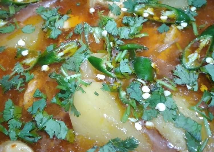 How to Prepare Appetizing Chicken aloo ka shorbe wala salan